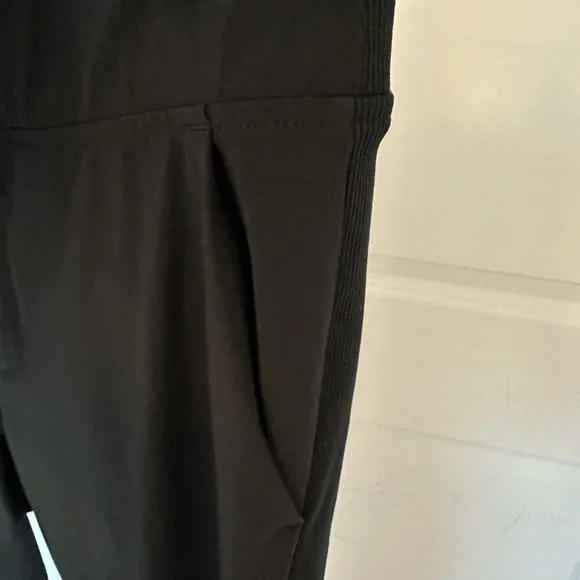 Athleta Brooklyn Black Ankle Pants - Picture 6 of 8